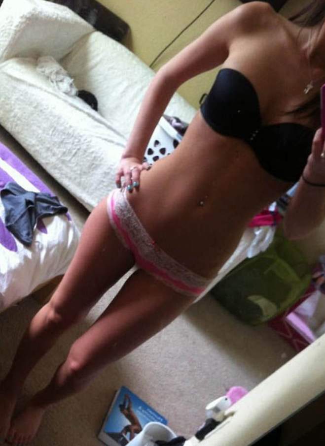 Pendik İnce Bacaklı VIP Çıtır Escort Bayan İlayda - Image 1